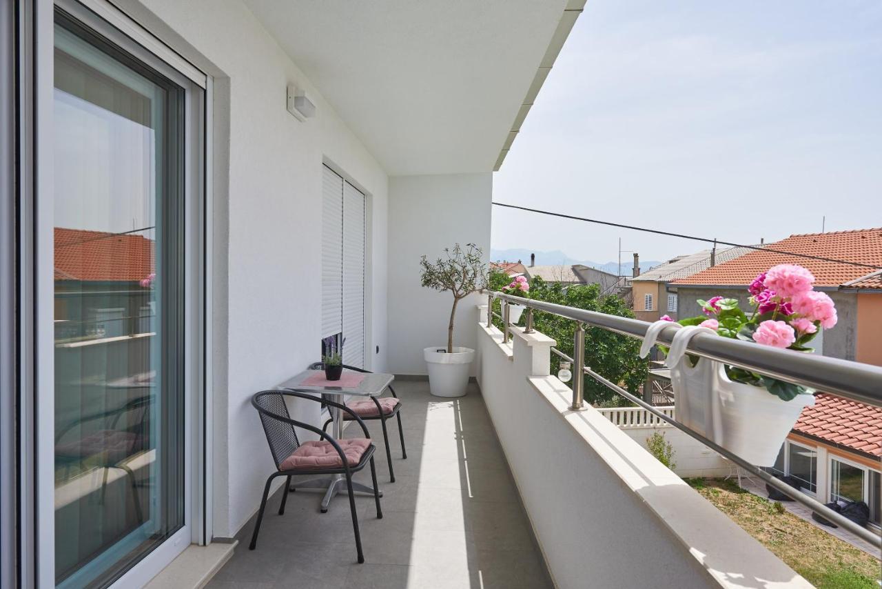 Apartments Infinity Kaštela Buitenkant foto